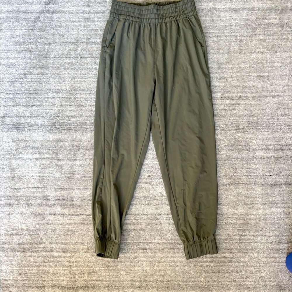 Vuori Ripstop Joggers – Olive Green, Size S